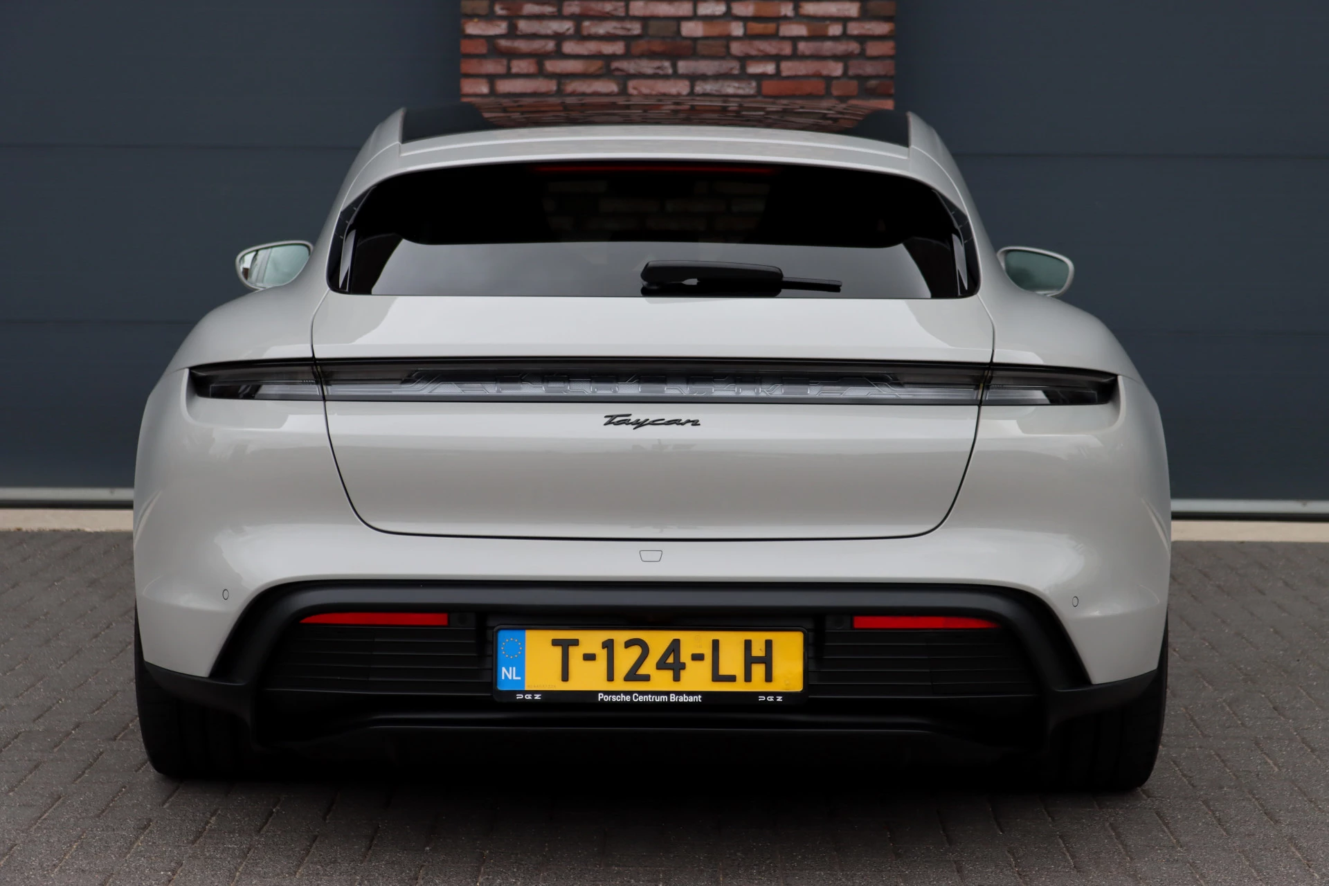Hoofdafbeelding Porsche Taycan