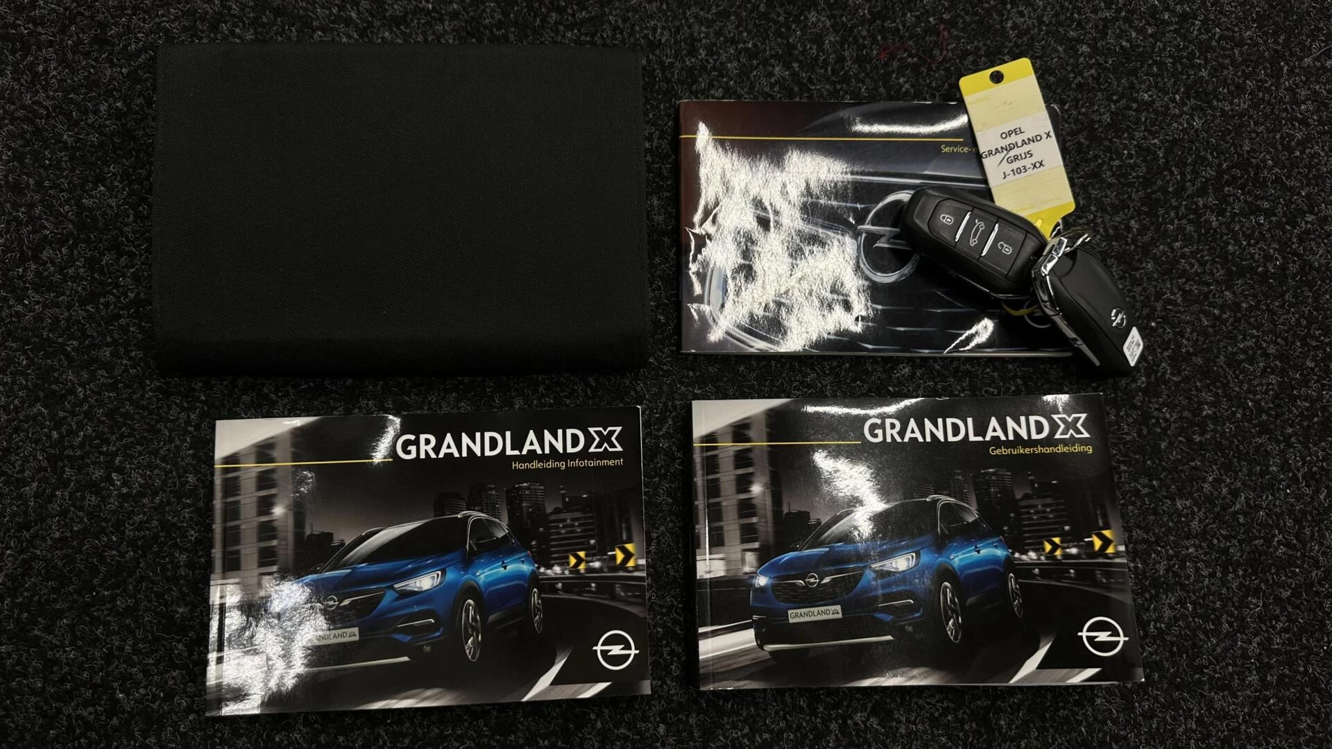 Hoofdafbeelding Opel Grandland X