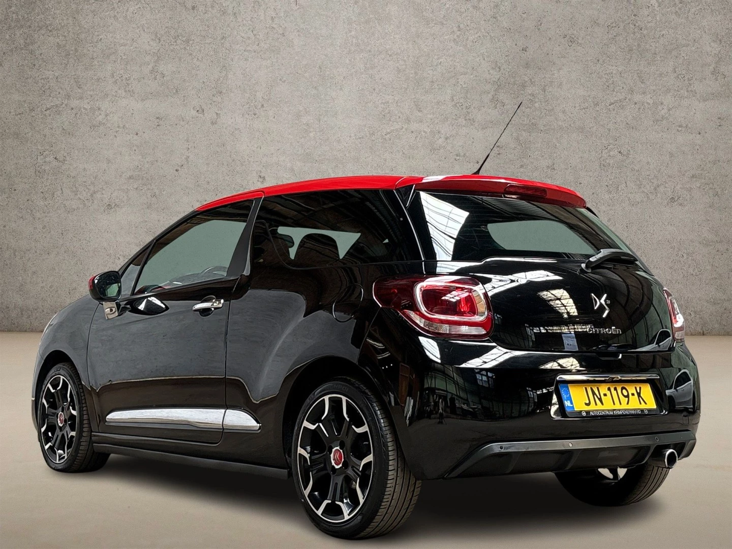 Hoofdafbeelding DS DS 3