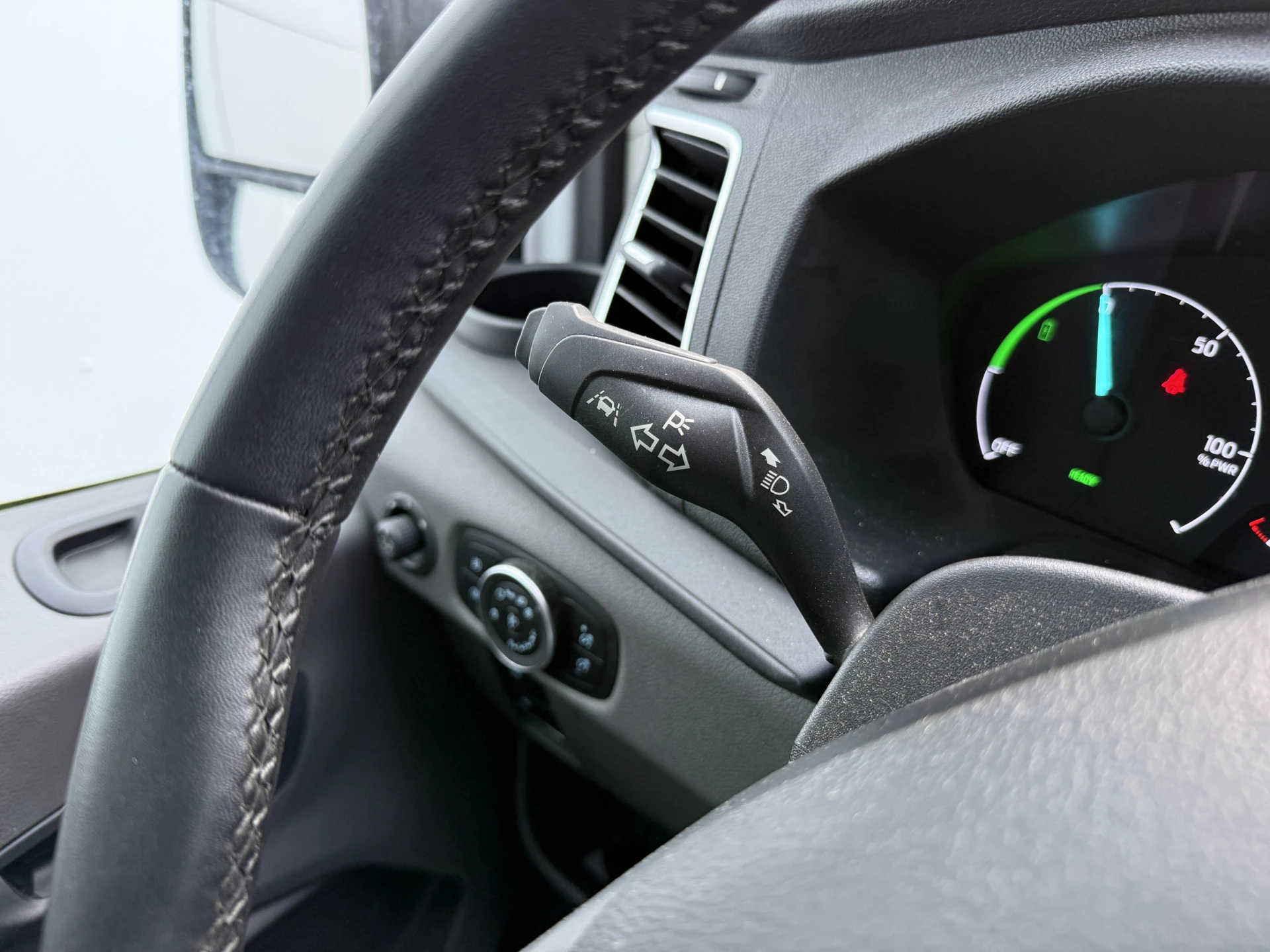 Hoofdafbeelding Ford E-Transit