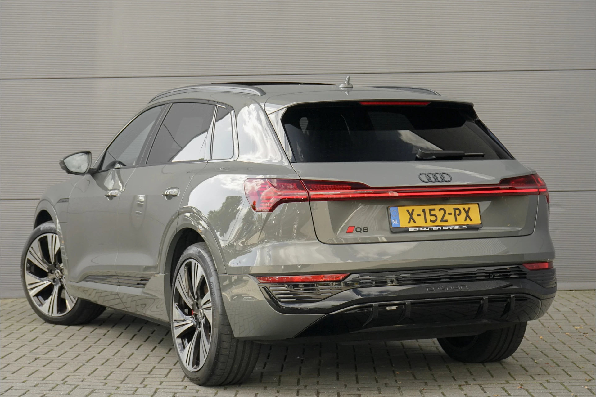 Hoofdafbeelding Audi Q8 e-tron