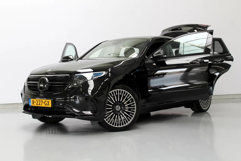 Hoofdafbeelding Mercedes-Benz EQC