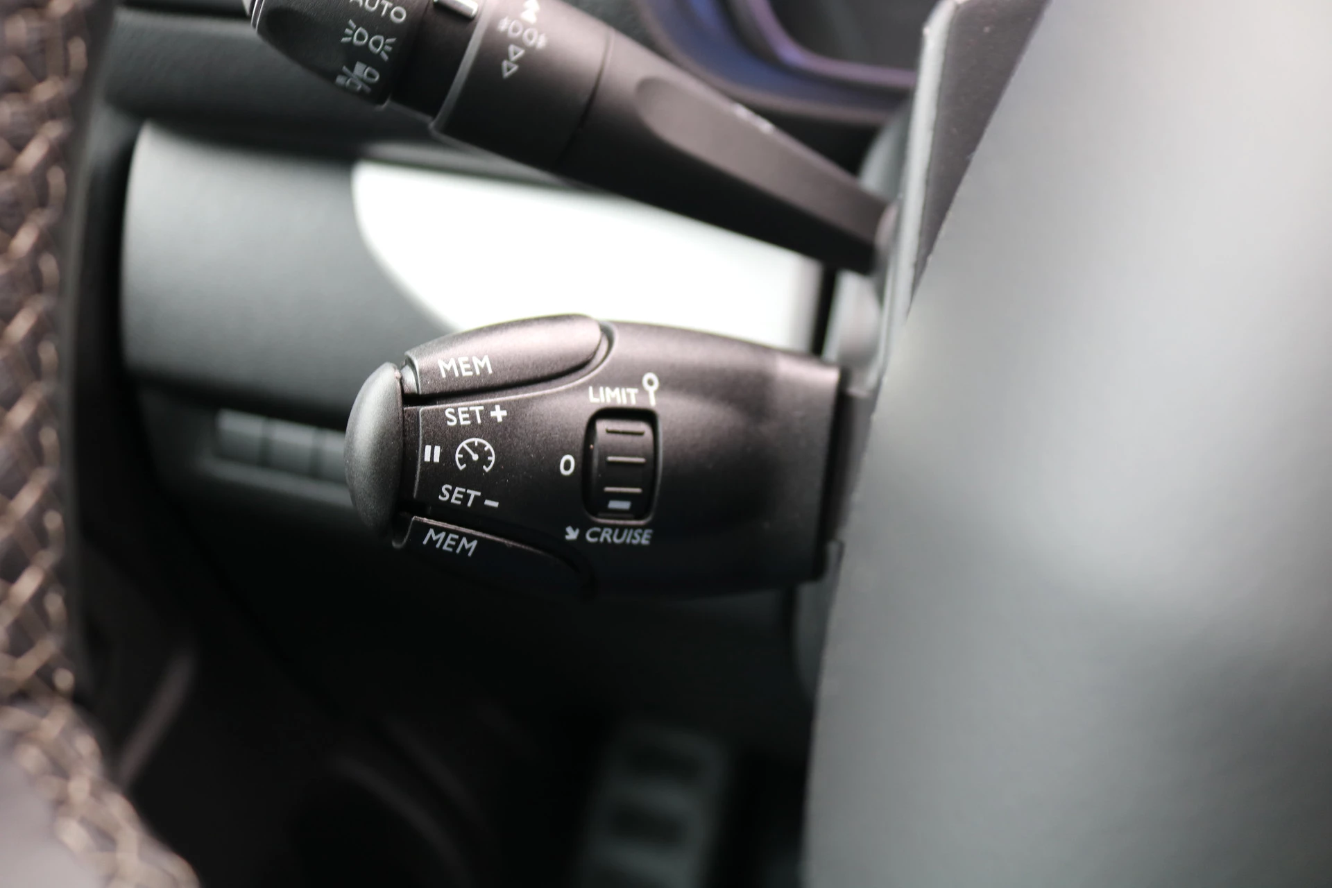 Hoofdafbeelding Peugeot e-Expert