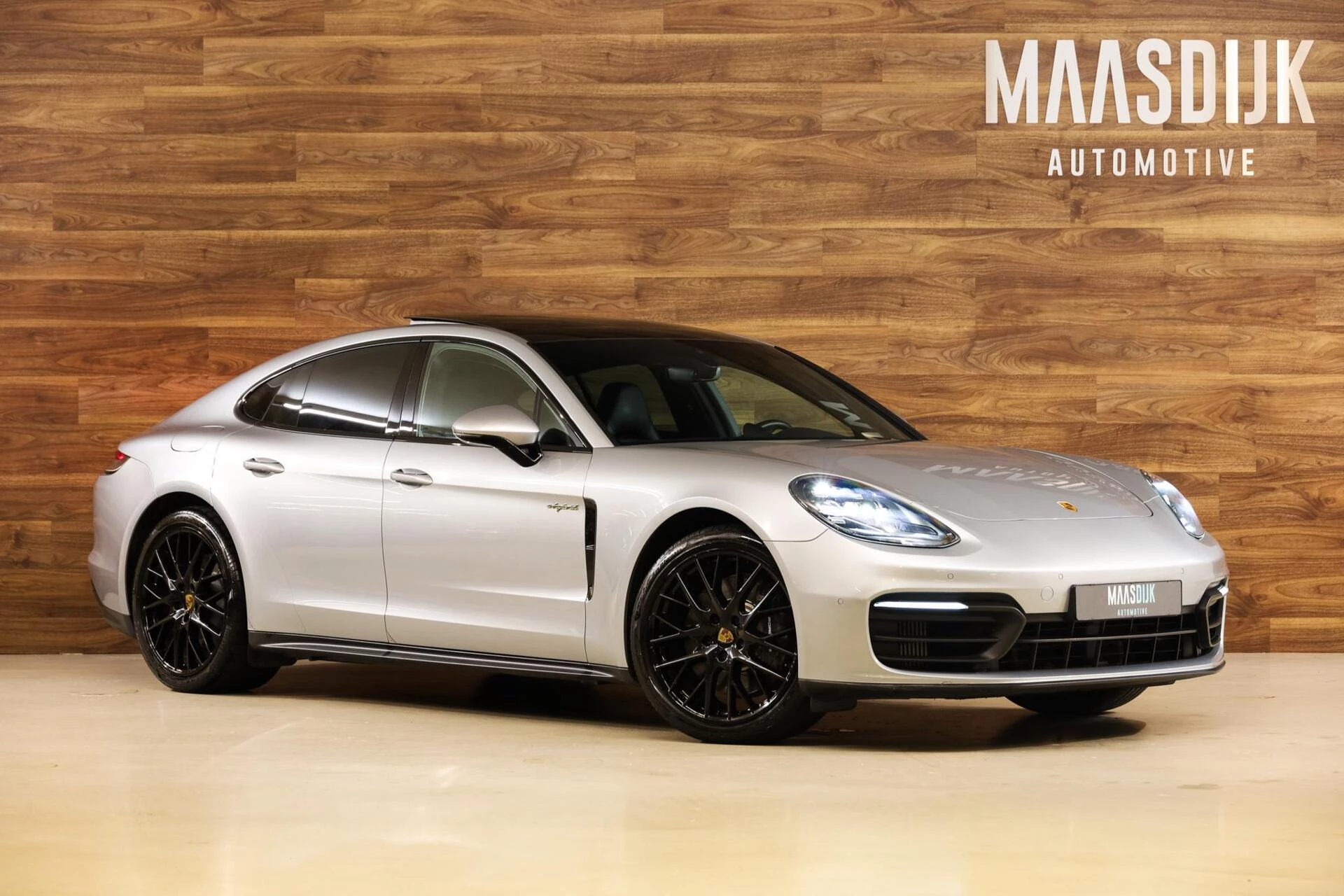 Hoofdafbeelding Porsche Panamera