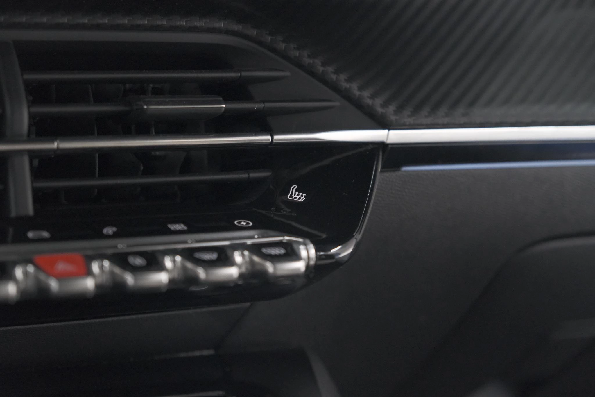 Hoofdafbeelding Peugeot e-208