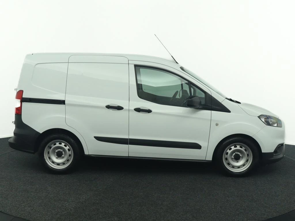 Hoofdafbeelding Ford Transit Courier