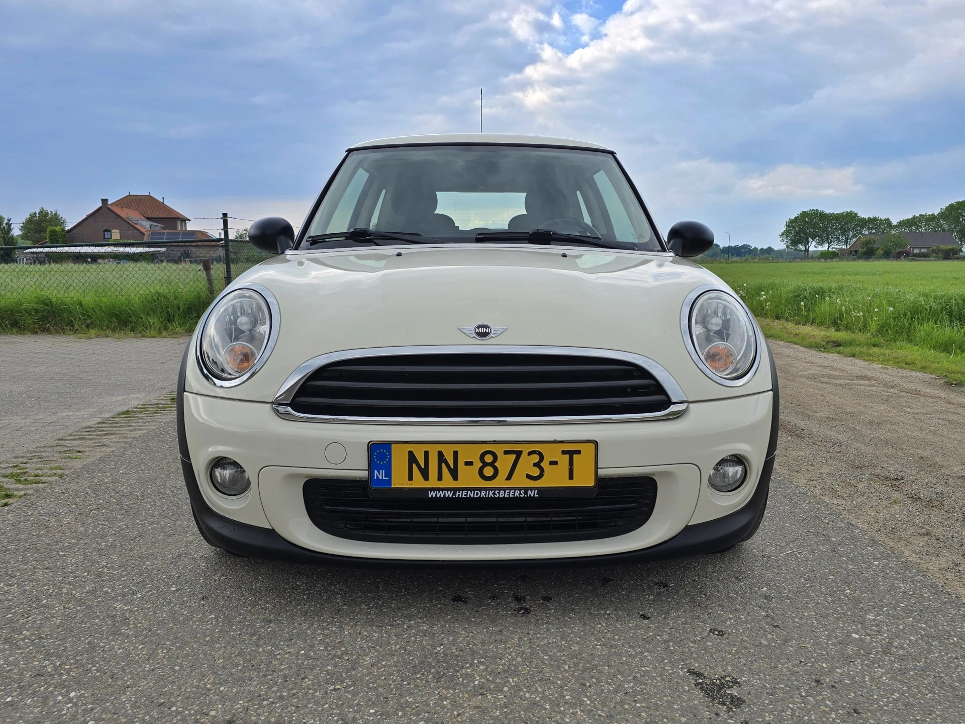 Hoofdafbeelding MINI One