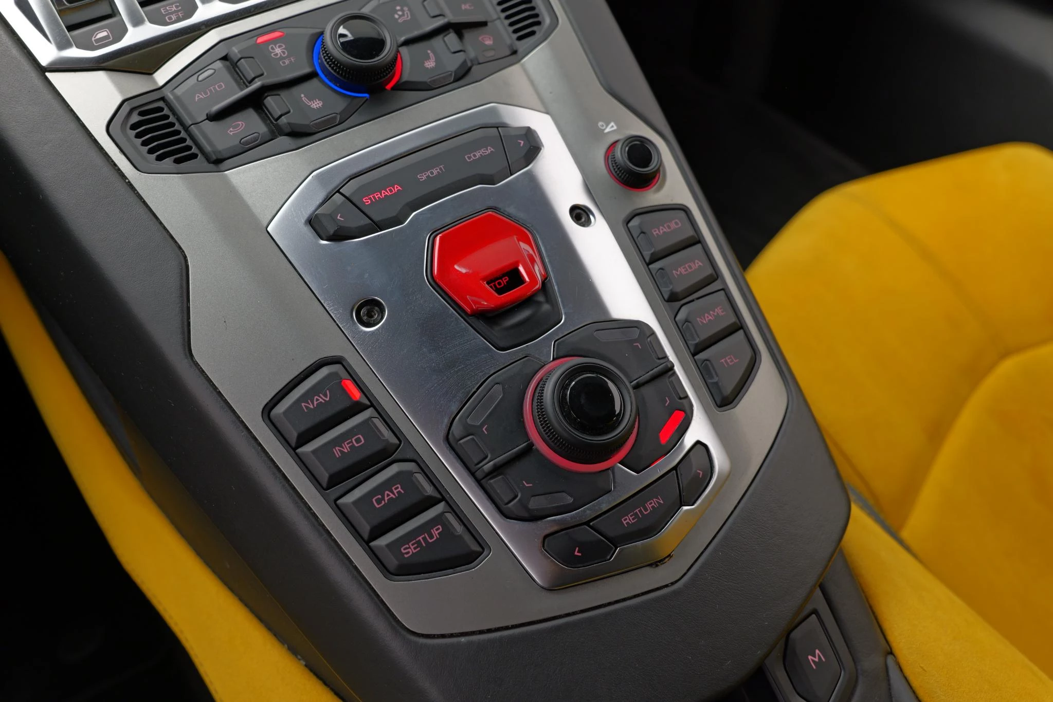 Hoofdafbeelding Lamborghini Aventador