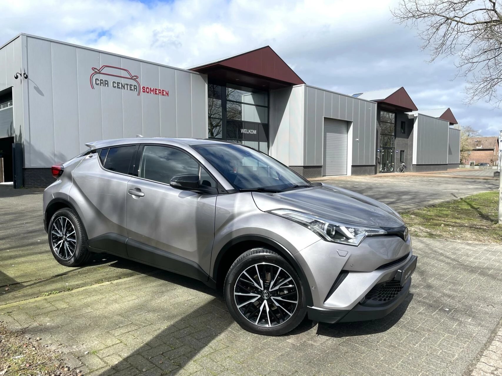 Hoofdafbeelding Toyota C-HR