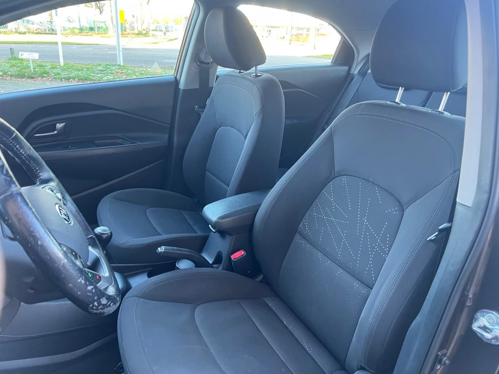 Hoofdafbeelding Kia Rio