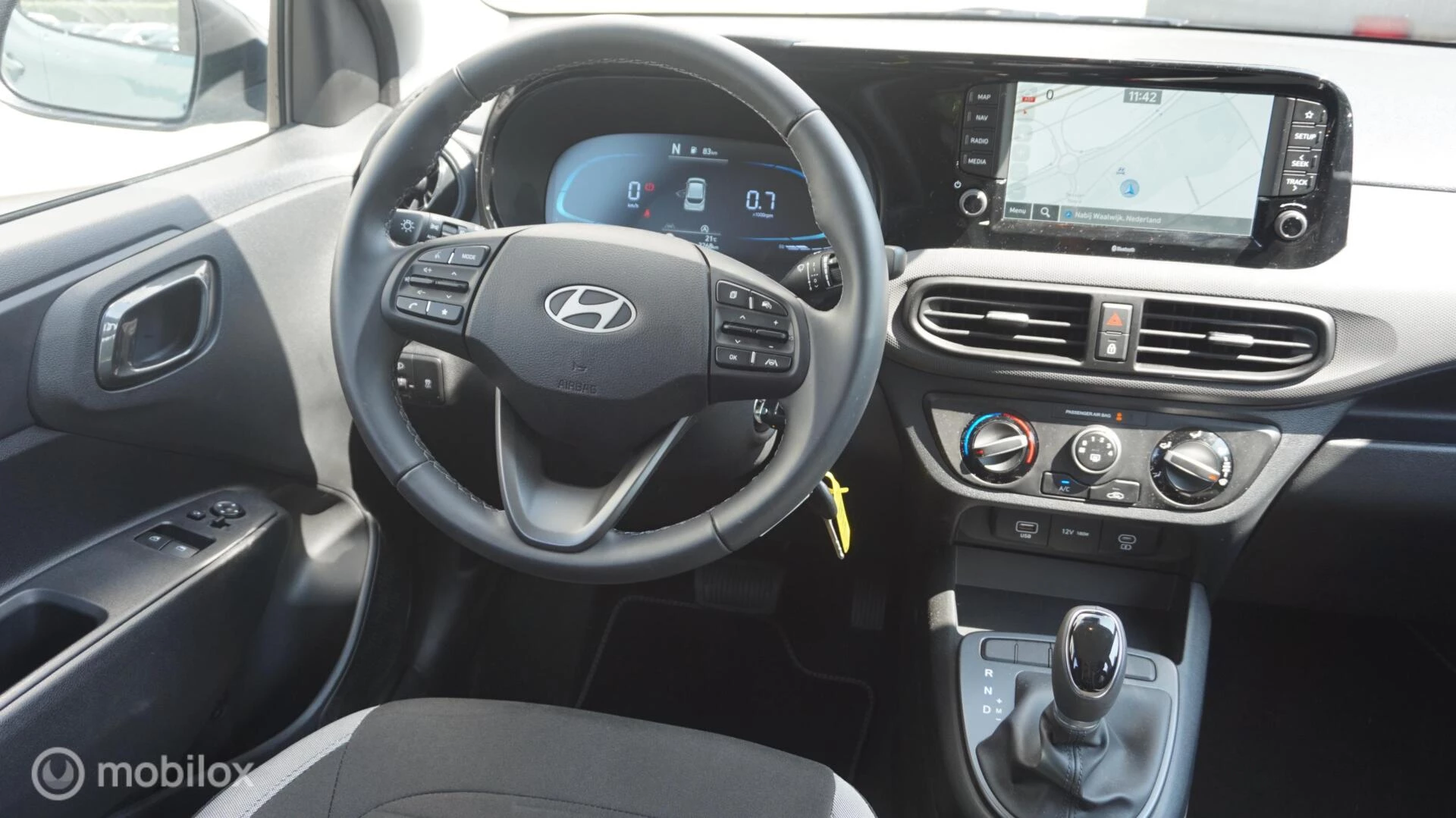 Hoofdafbeelding Hyundai i10