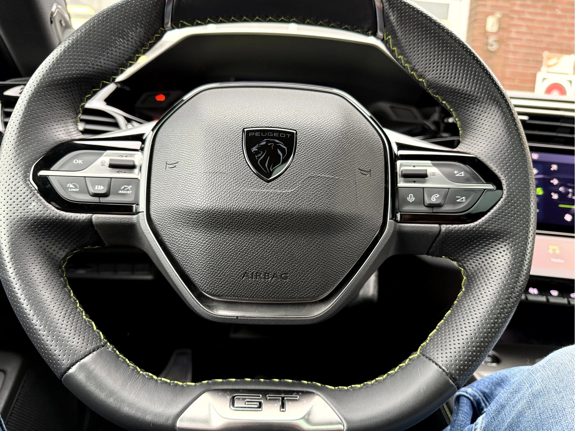 Hoofdafbeelding Peugeot 408