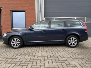 Volvo V70 2.0 T5 245pk Geartronic 8-traps  Nordic+ - leder