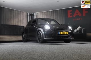 Mini Mini 1.5 Sport BLACK EDITION / 5 Deurs / AUT / Navi / Head Up / HK / Digital Cockpit / Cruise Control / Led / Pdc / 17 Inch