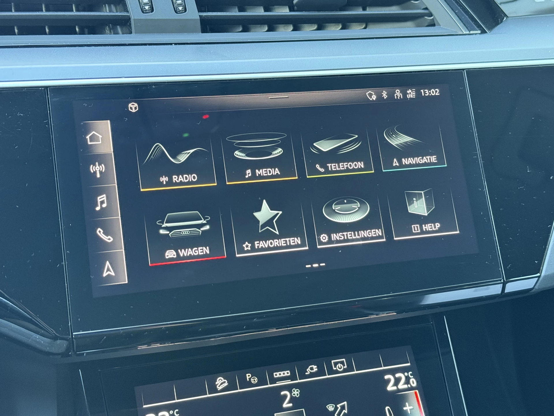 Hoofdafbeelding Audi e-tron