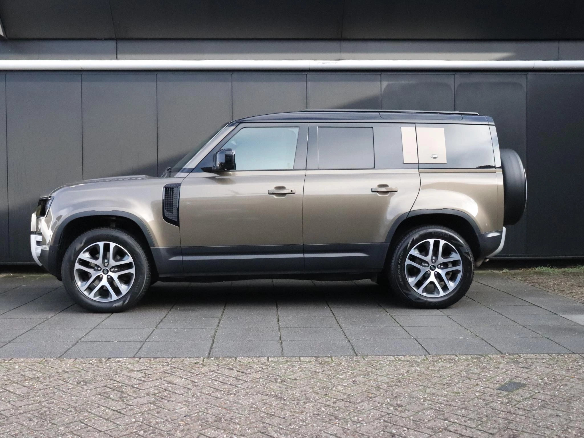 Hoofdafbeelding Land Rover Defender