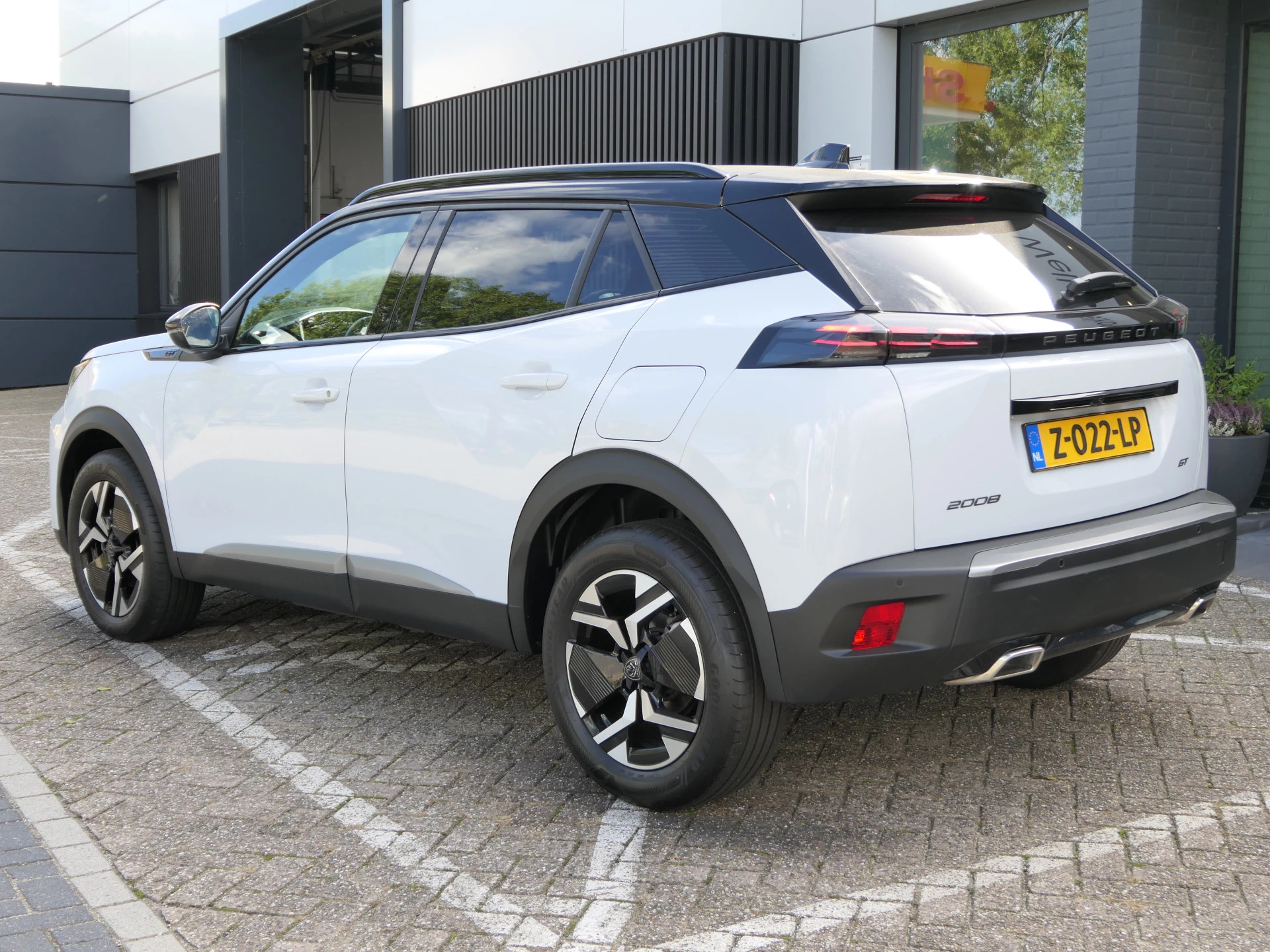 Hoofdafbeelding Peugeot 2008