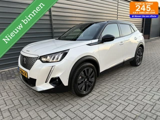 Peugeot e-2008 EV GT Pack 50 kWh Panodak!! Navi! Camera Led!