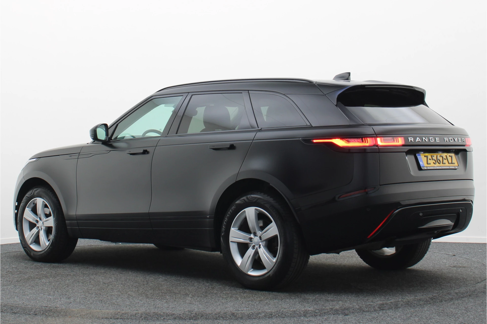 Hoofdafbeelding Land Rover Range Rover Velar