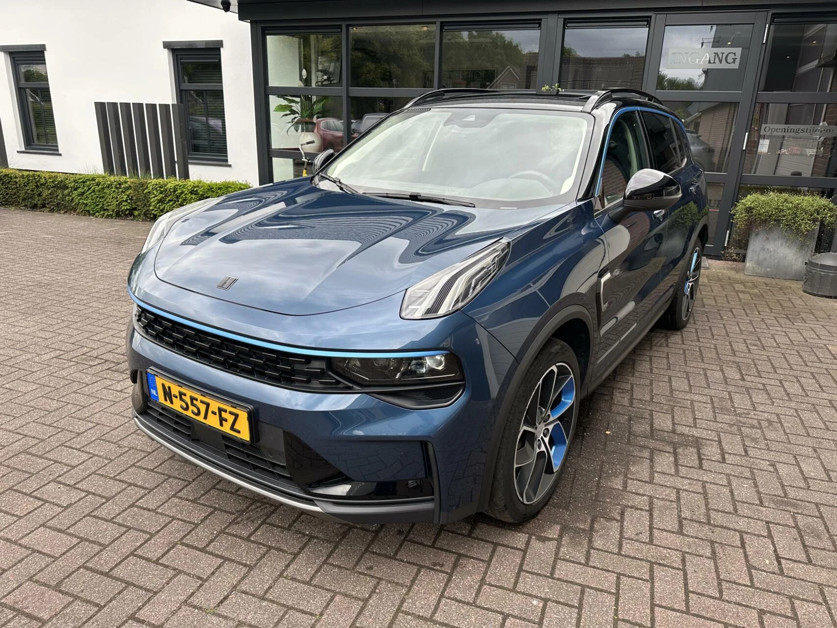 Hoofdafbeelding Lynk & Co 01