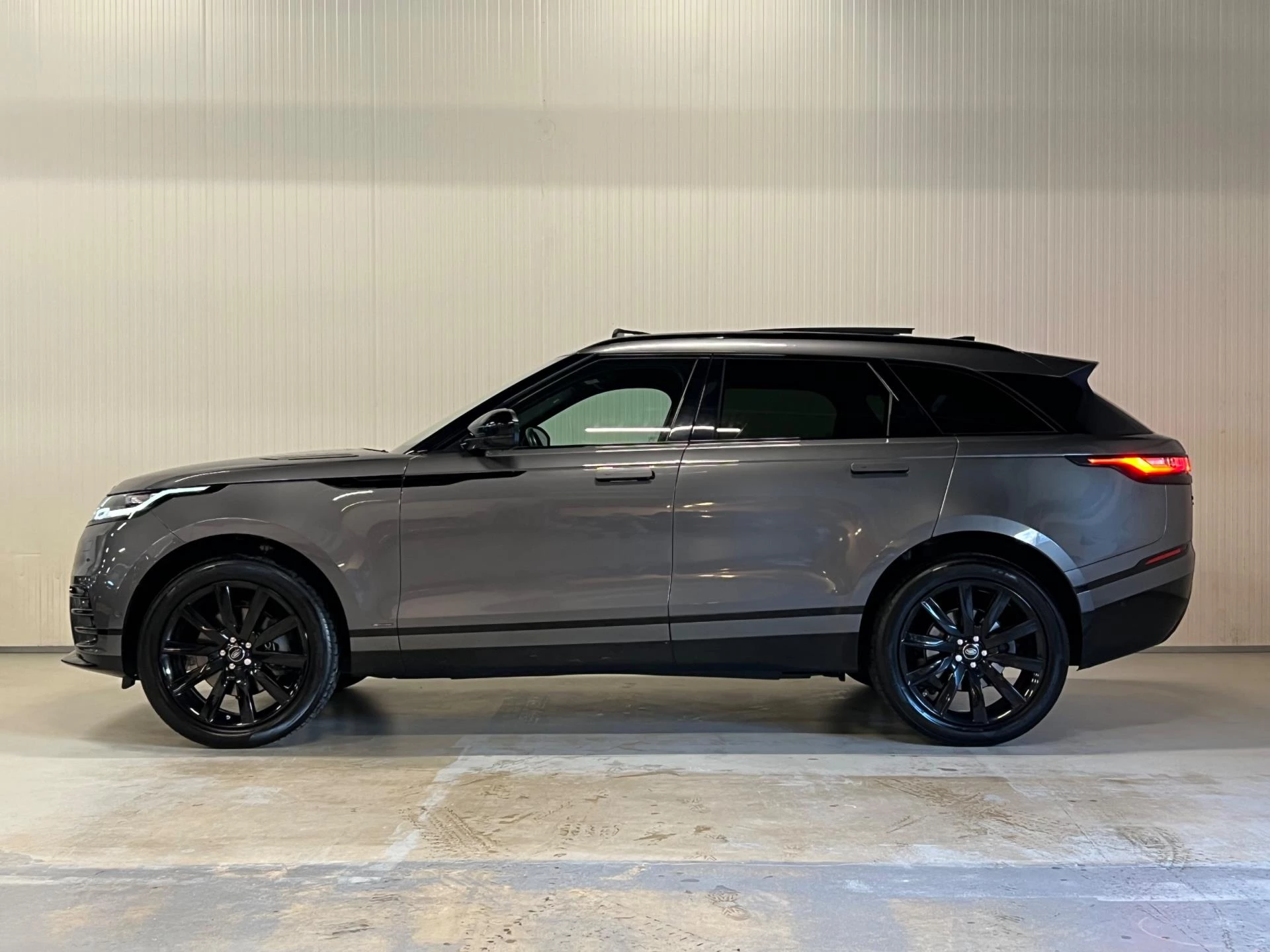 Hoofdafbeelding Land Rover Range Rover Velar