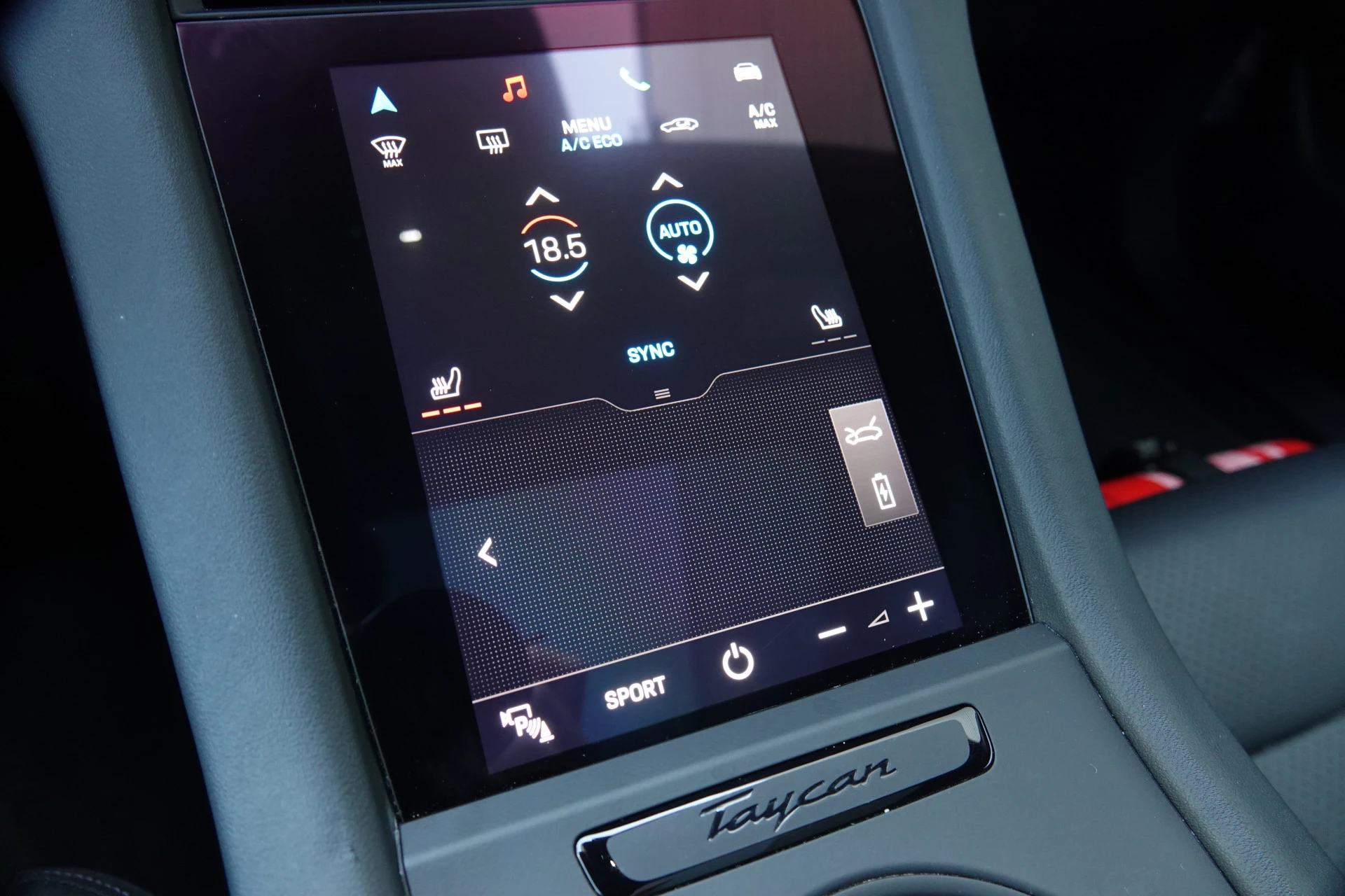 Hoofdafbeelding Porsche Taycan