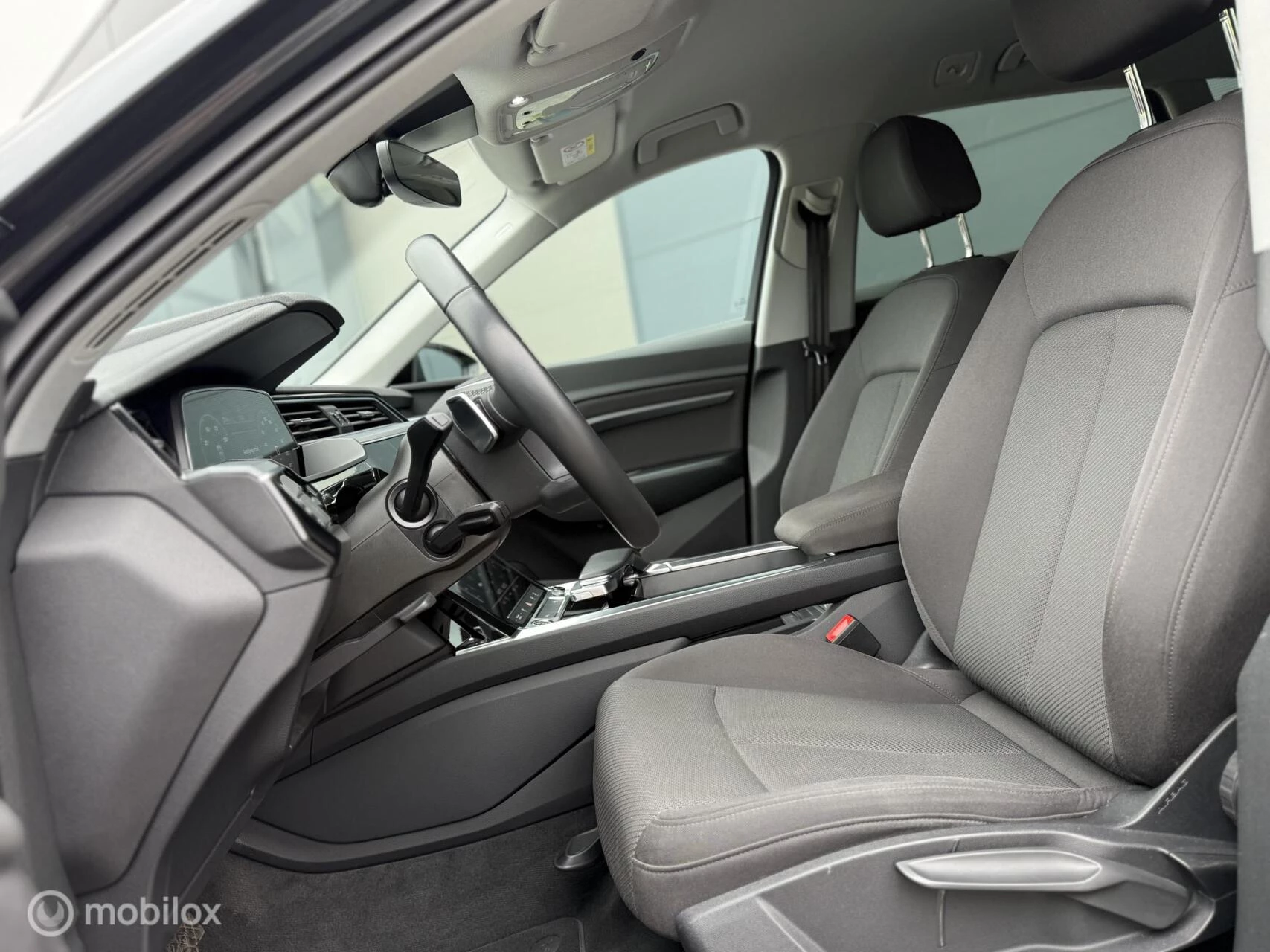 Hoofdafbeelding Audi e-tron