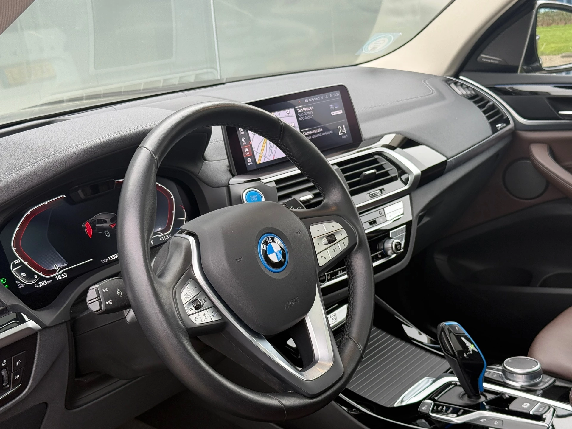 Hoofdafbeelding BMW iX3