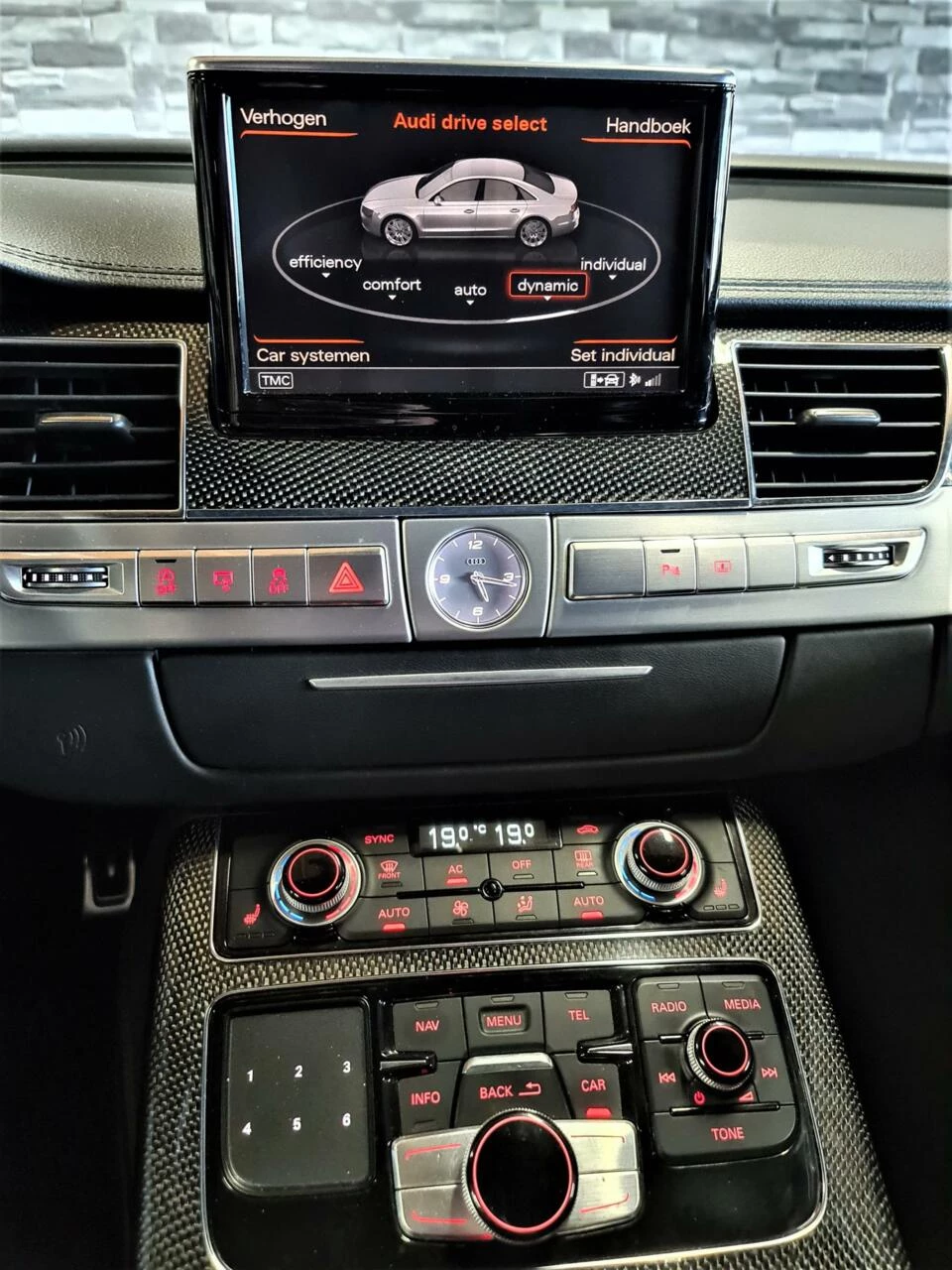 Hoofdafbeelding Audi S8