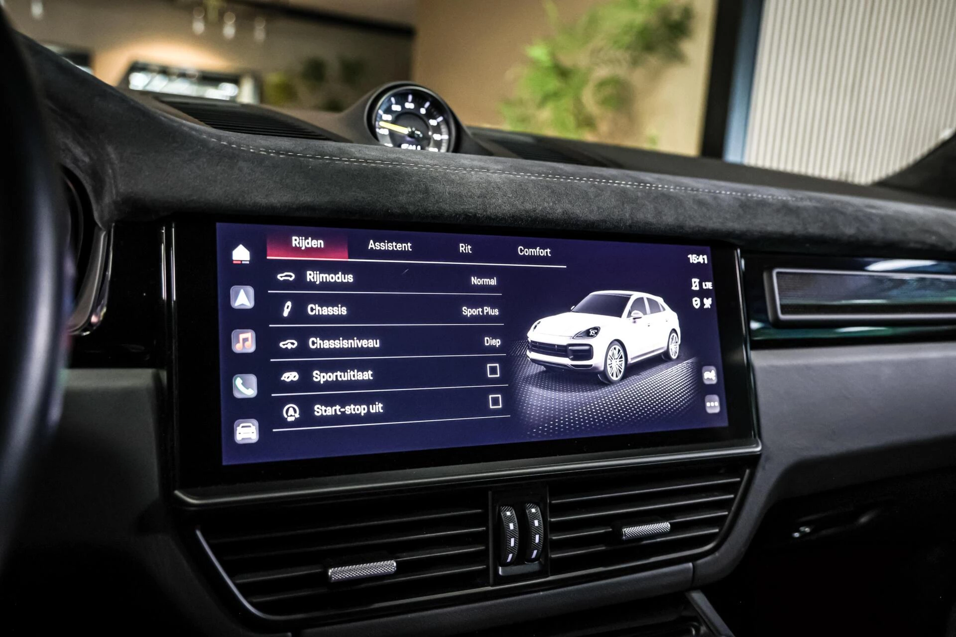 Hoofdafbeelding Porsche Cayenne