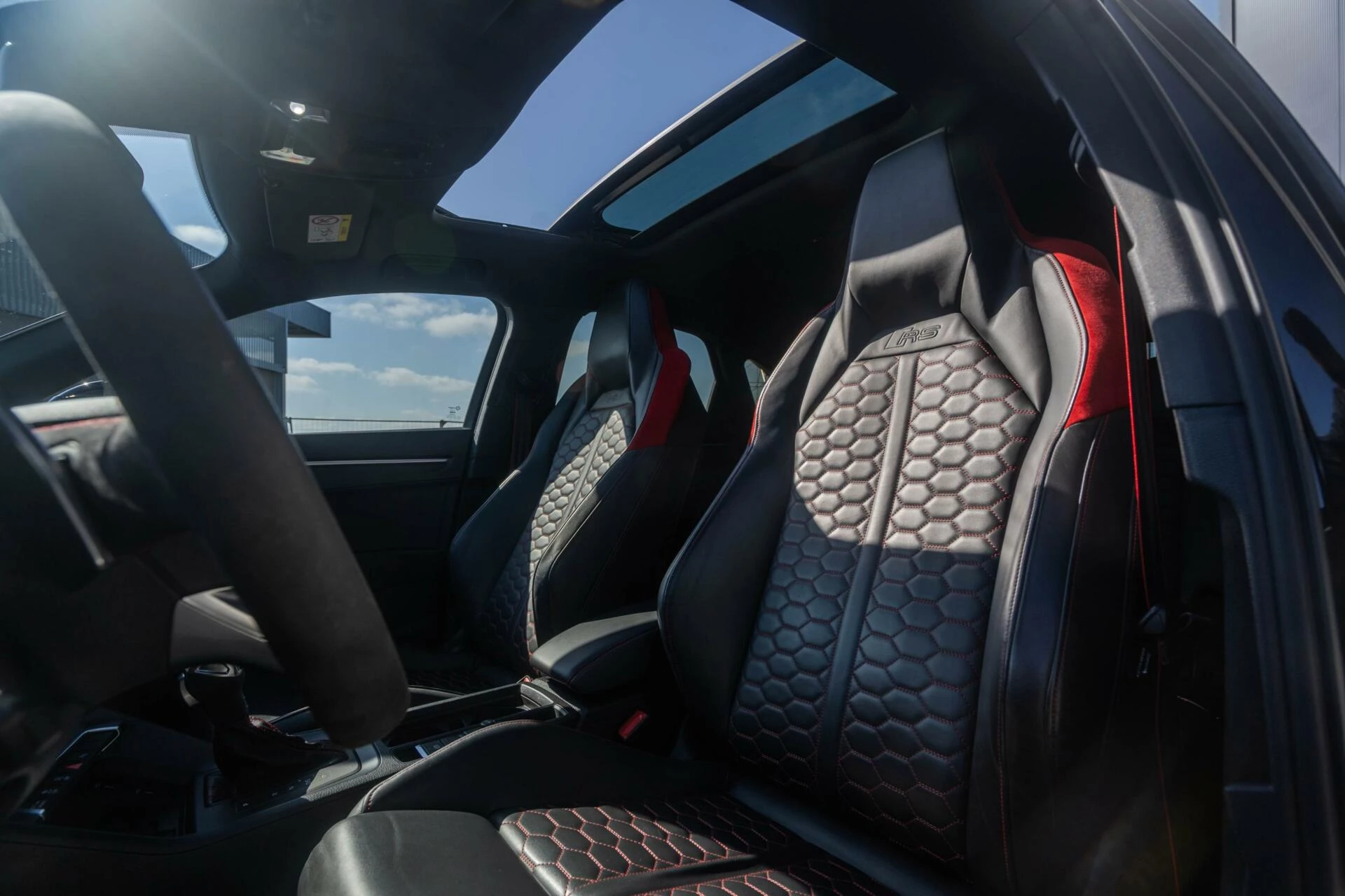 Hoofdafbeelding Audi RSQ3