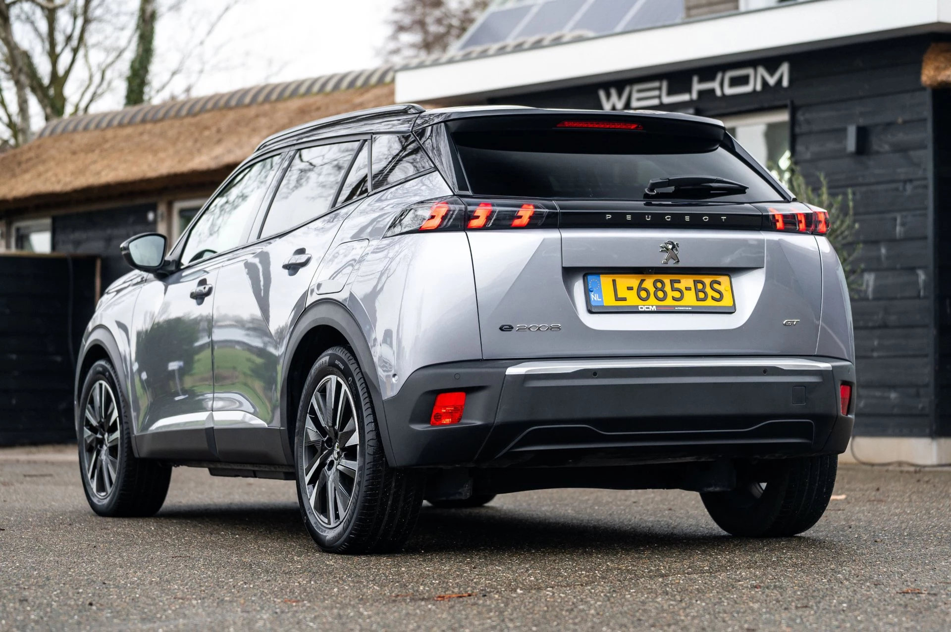 Hoofdafbeelding Peugeot e-2008