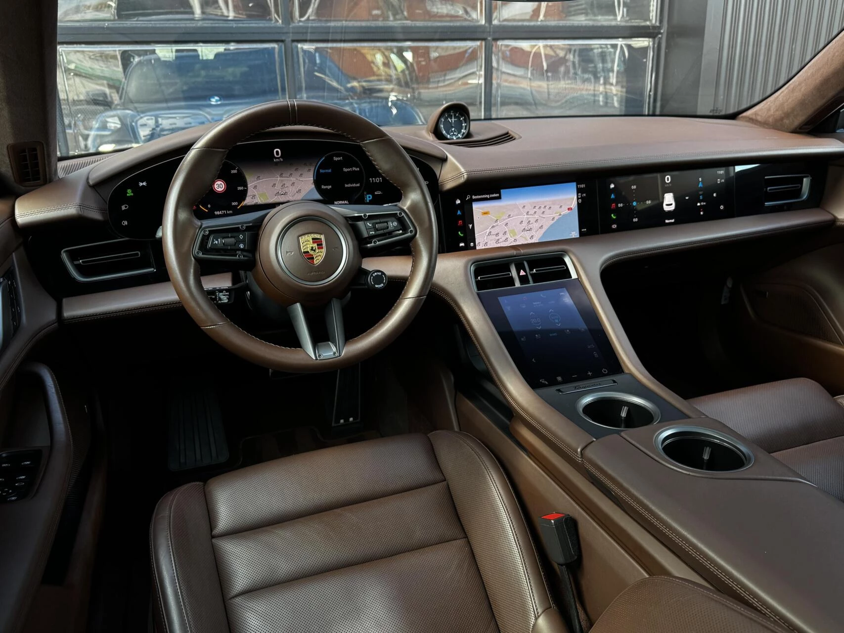 Hoofdafbeelding Porsche Taycan