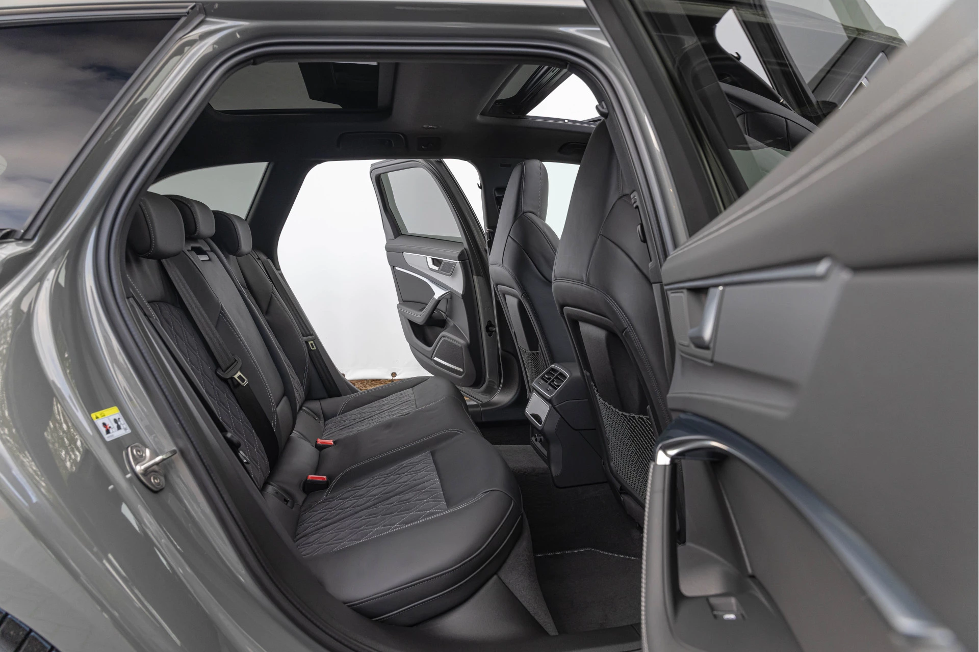 Hoofdafbeelding Audi S6