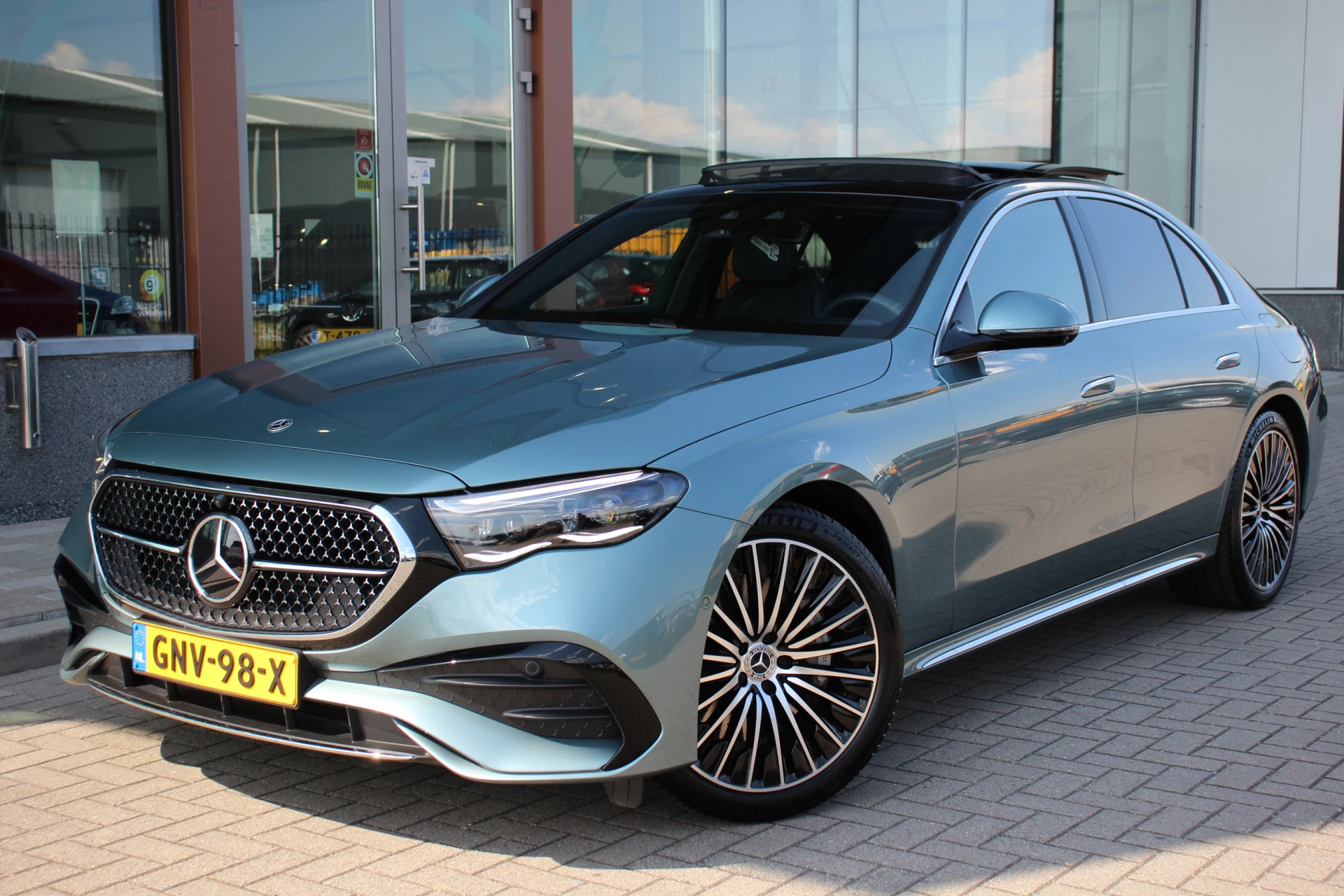 Hoofdafbeelding Mercedes-Benz E-Klasse