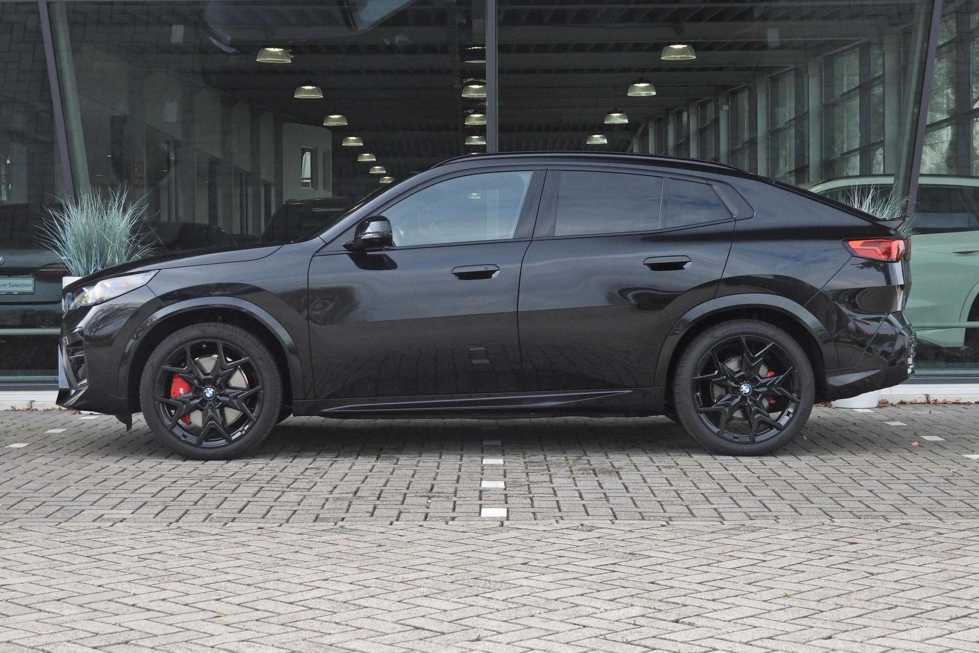 Hoofdafbeelding BMW iX2