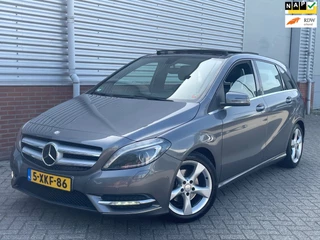 Mercedes-Benz B-klasse 180 Ambition Automaat Panorama Trekhaak Airco Navi