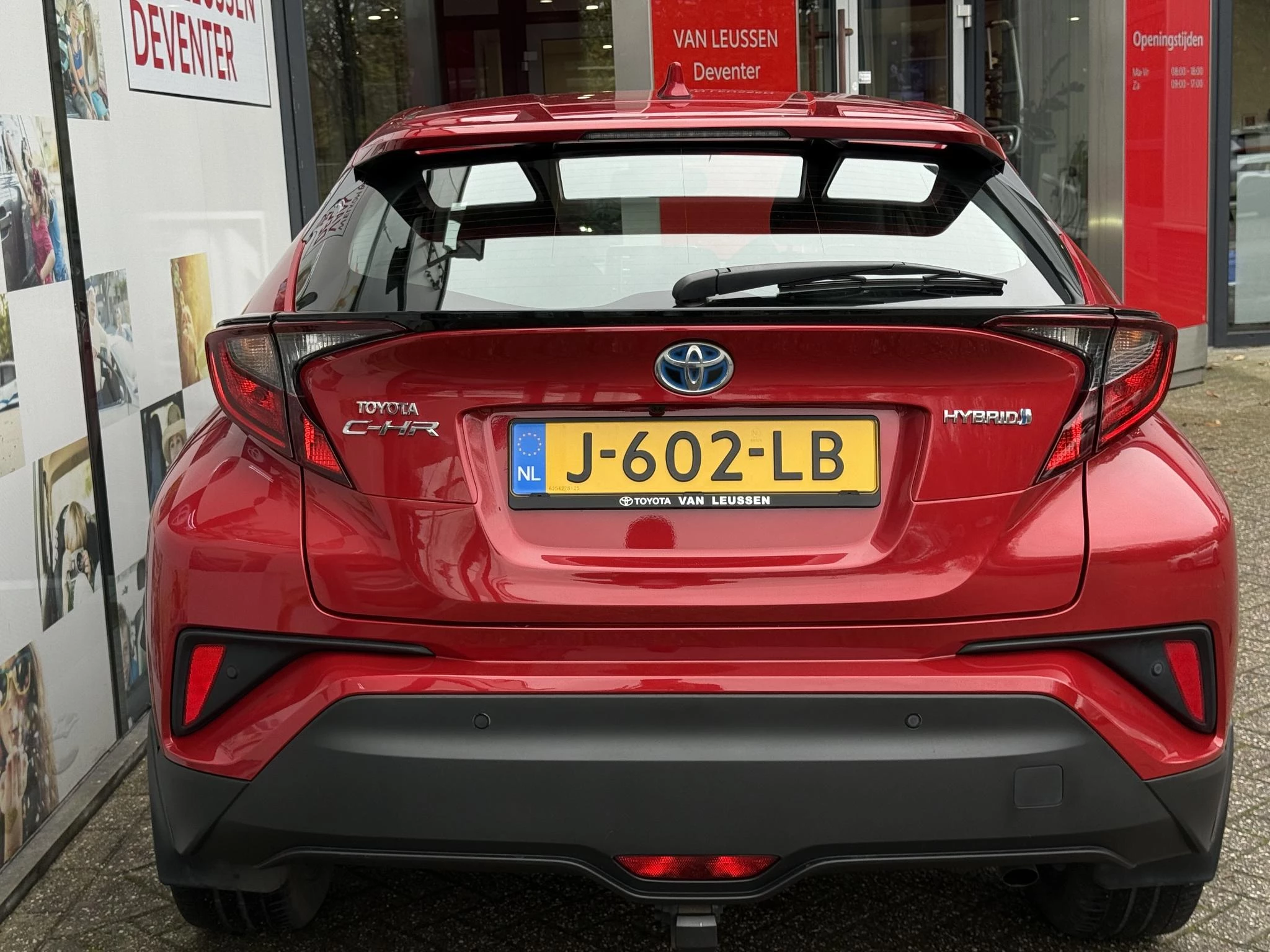 Hoofdafbeelding Toyota C-HR