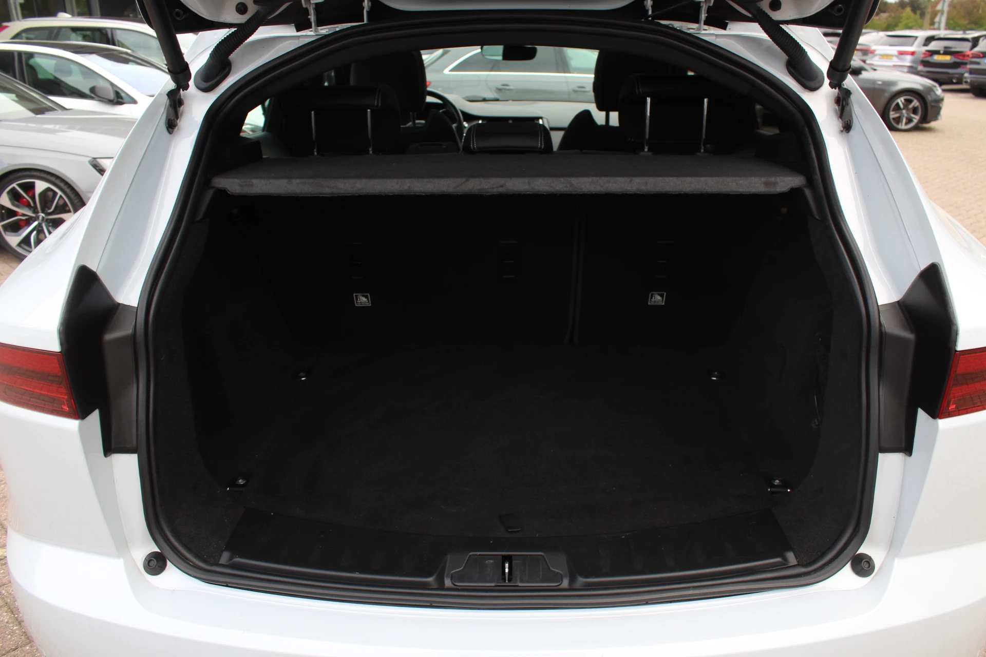 Hoofdafbeelding Jaguar E-PACE