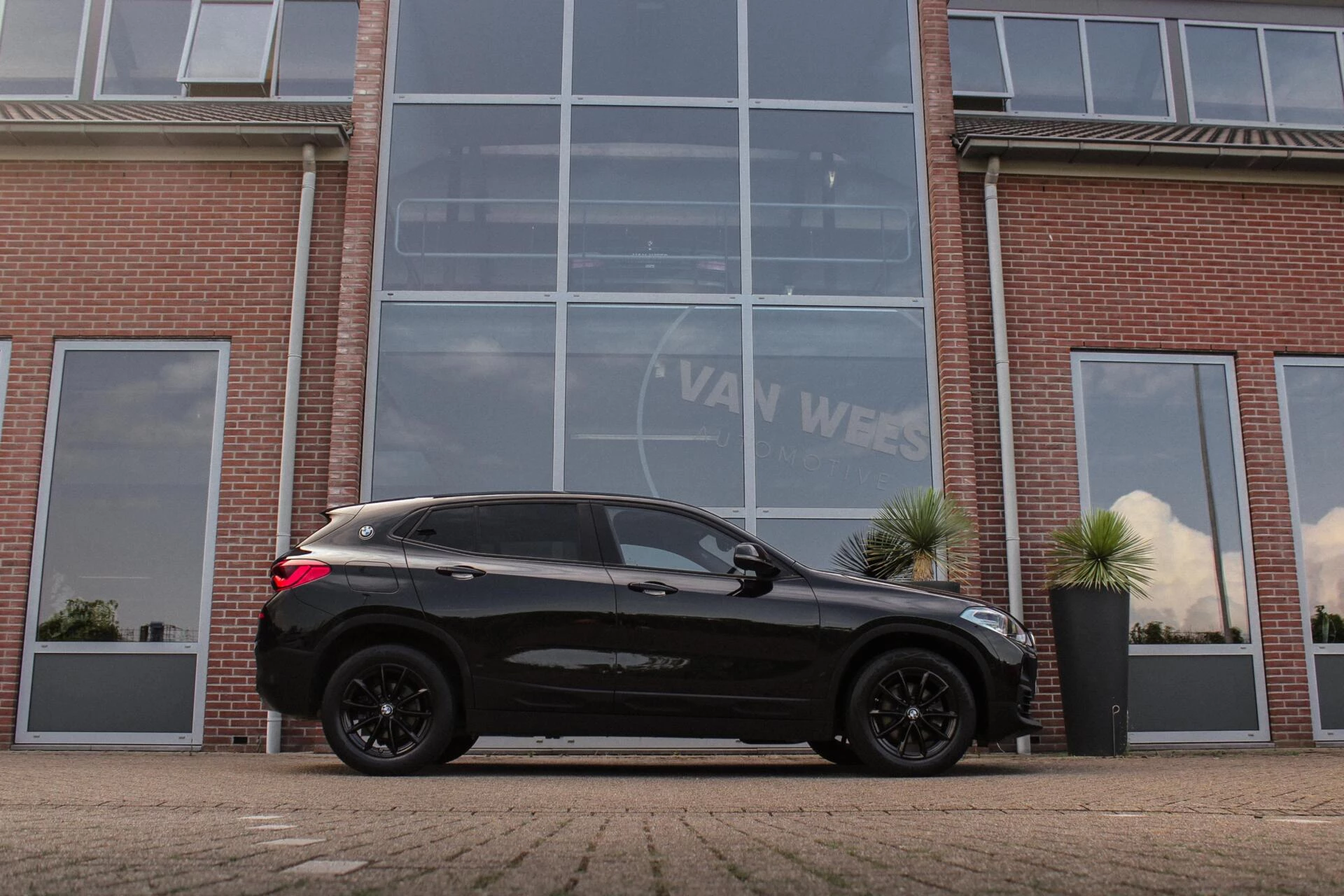 Hoofdafbeelding BMW X2