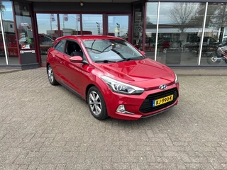 Hoofdafbeelding Hyundai i20 Hyundai i20 1.0 T-GDI COMFORT