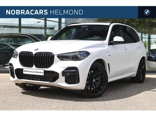 Hoofdafbeelding BMW X5 BMW X5 xDrive45e High Executive M Sport Automaat / Panoramadak / Laserlight / Gesture Control / Comfort Access / Parking Assistant Plus / Stoelventilatie