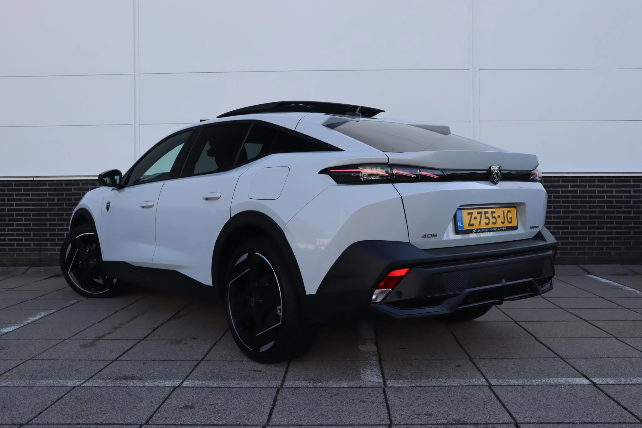 Hoofdafbeelding Peugeot 408