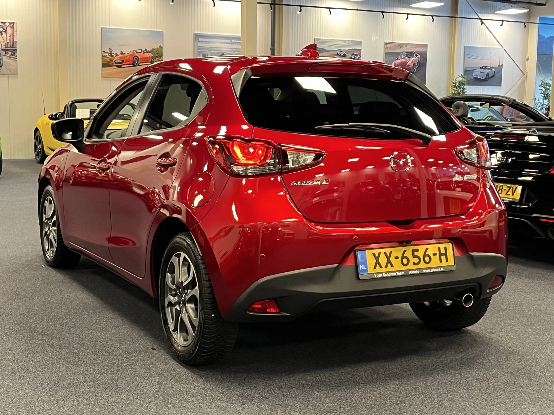 Hoofdafbeelding Mazda 2