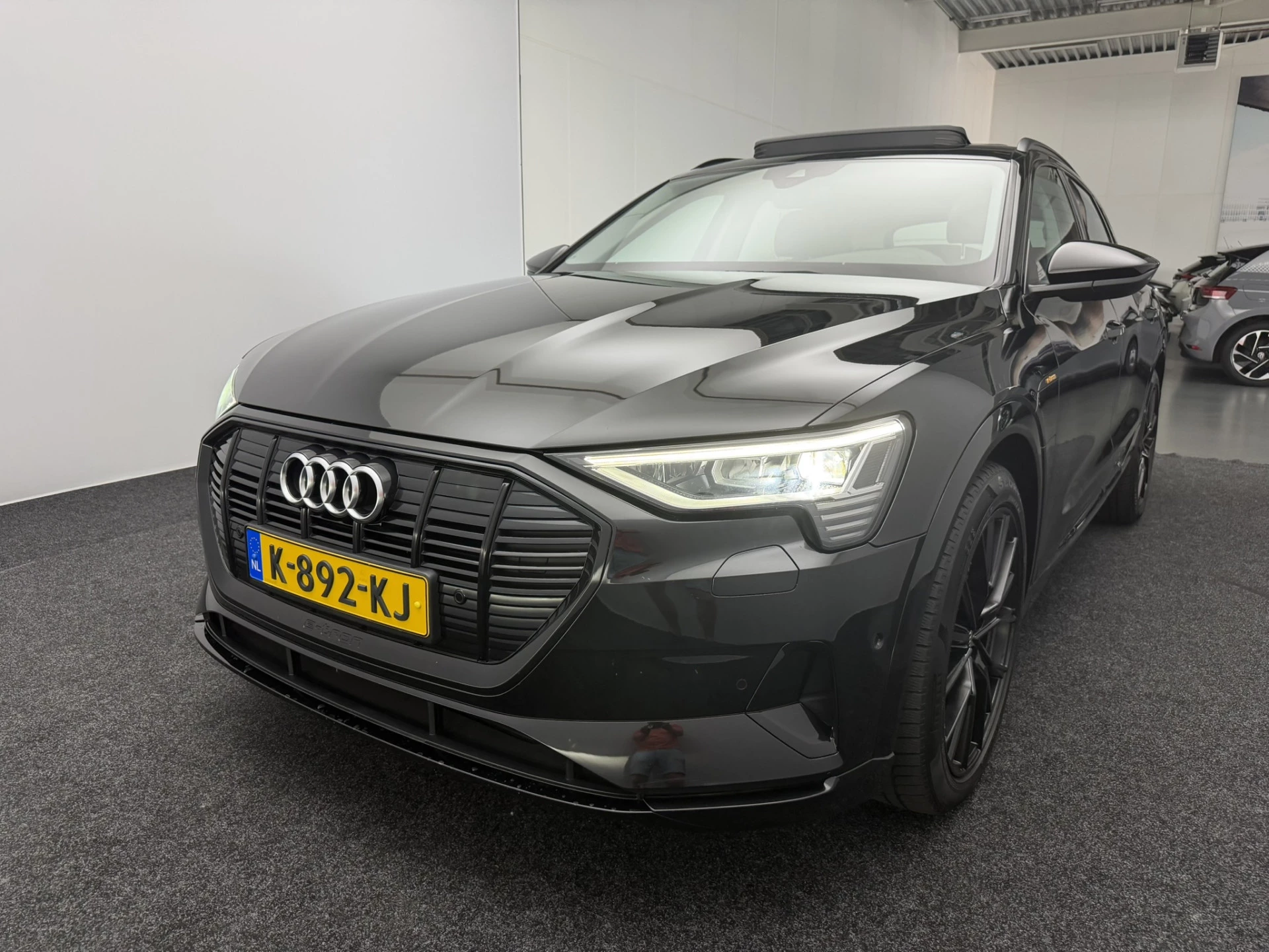 Hoofdafbeelding Audi e-tron