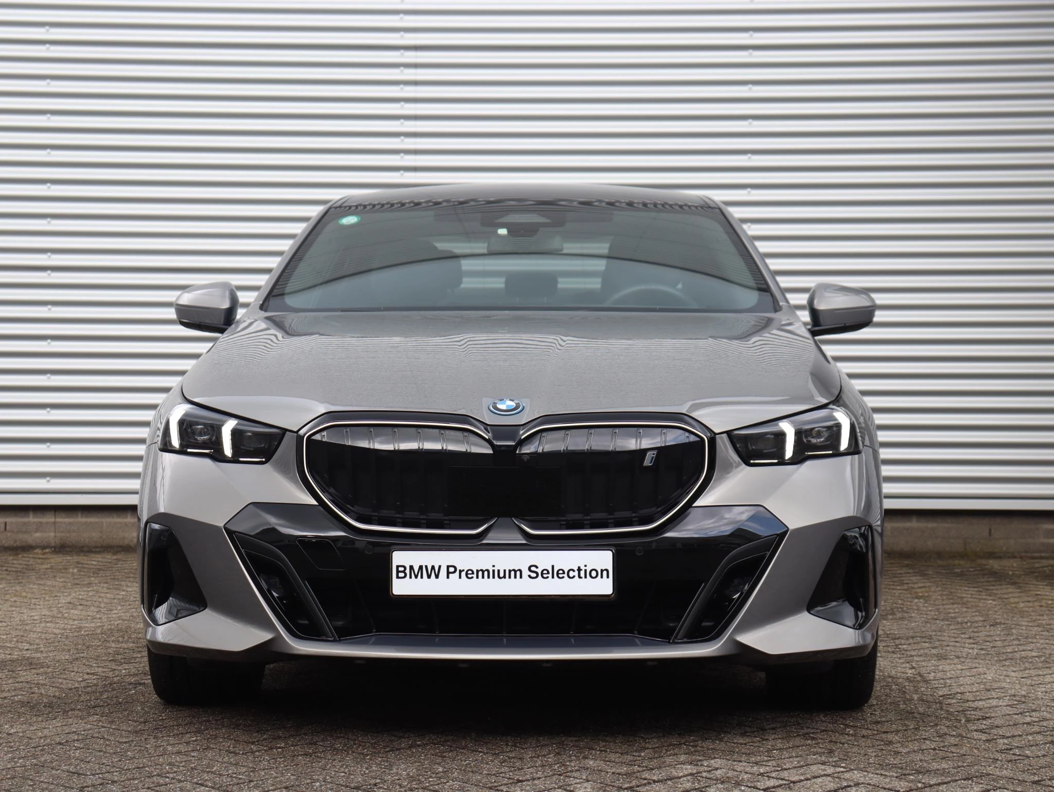 Hoofdafbeelding BMW i5