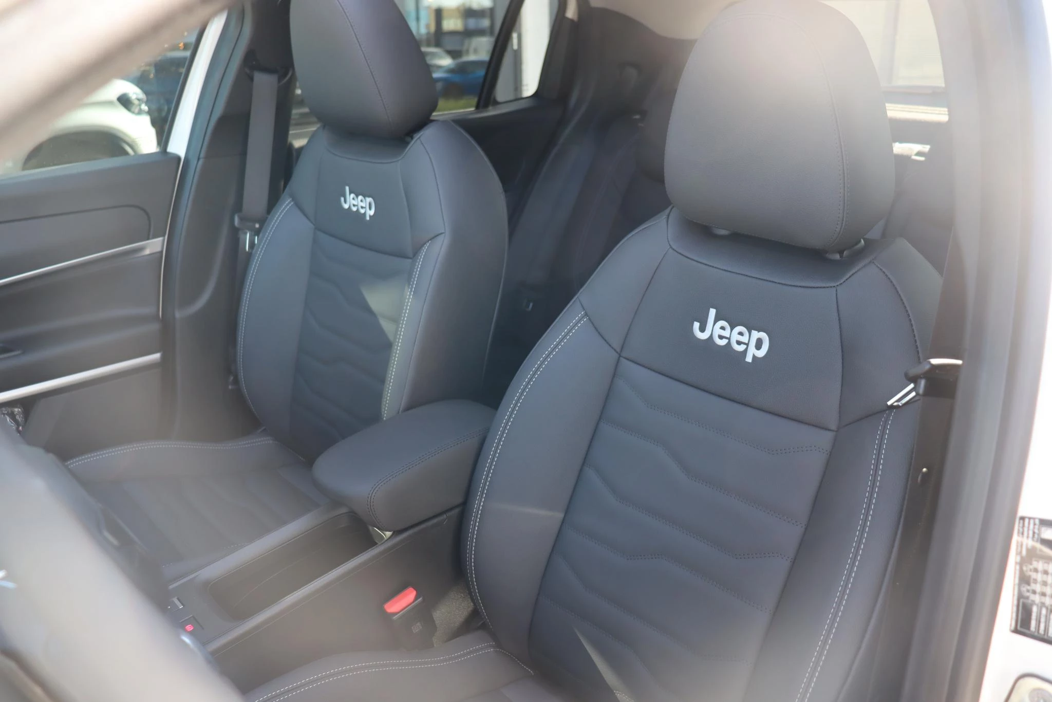Hoofdafbeelding Jeep Avenger