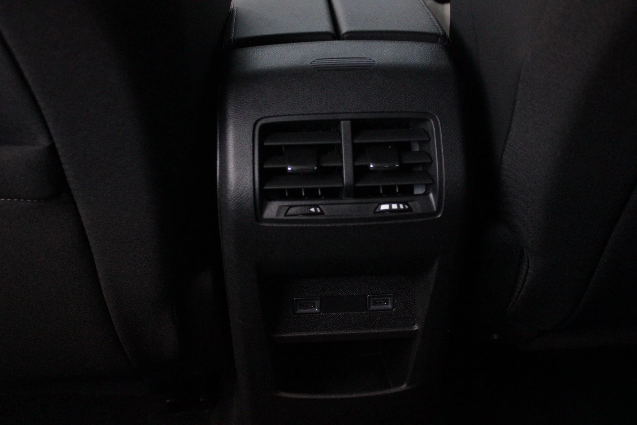 Hoofdafbeelding Peugeot 408