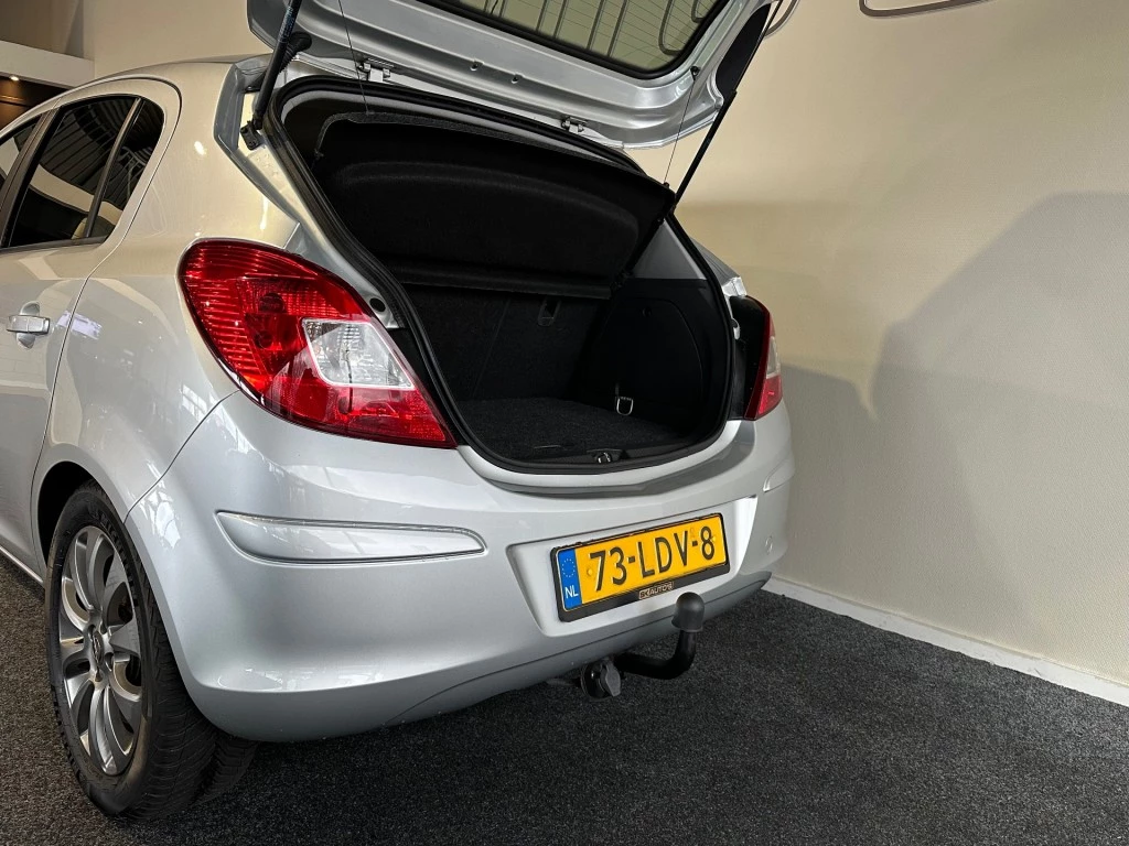 Hoofdafbeelding Opel Corsa