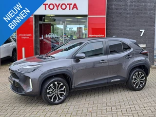 Toyota Yaris Cross 1.5 HYBRID 115 DYNAMIC 17"LMV STOEL/STUURVERW. APPLE/ANDROID CAMERA KEYLESS PRIVACY-GLASS AD-CRUISE